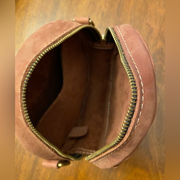 Portland Leather Goods Small Mauve Circle Bag - Picture 3 of 5